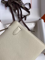 Hermes Kelly Pochette Handmade Bag In Craie Epsom Calfskin - Image 9