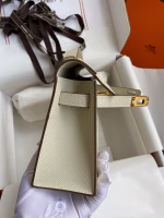 Hermes Kelly Pochette Handmade Bag In Craie Epsom Calfskin - Image 4