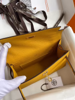 Hermes Kelly Pochette Handmade Bag In Jaune Ambre Epsom Calfskin - Image 5