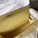 Hermes Kelly Pochette Handmade Bag In Jaune Poussin Epsom Calfskin - Image 3