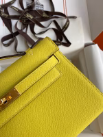 Hermes Kelly Pochette Handmade Bag In Lime Epsom Calfskin - Image 8