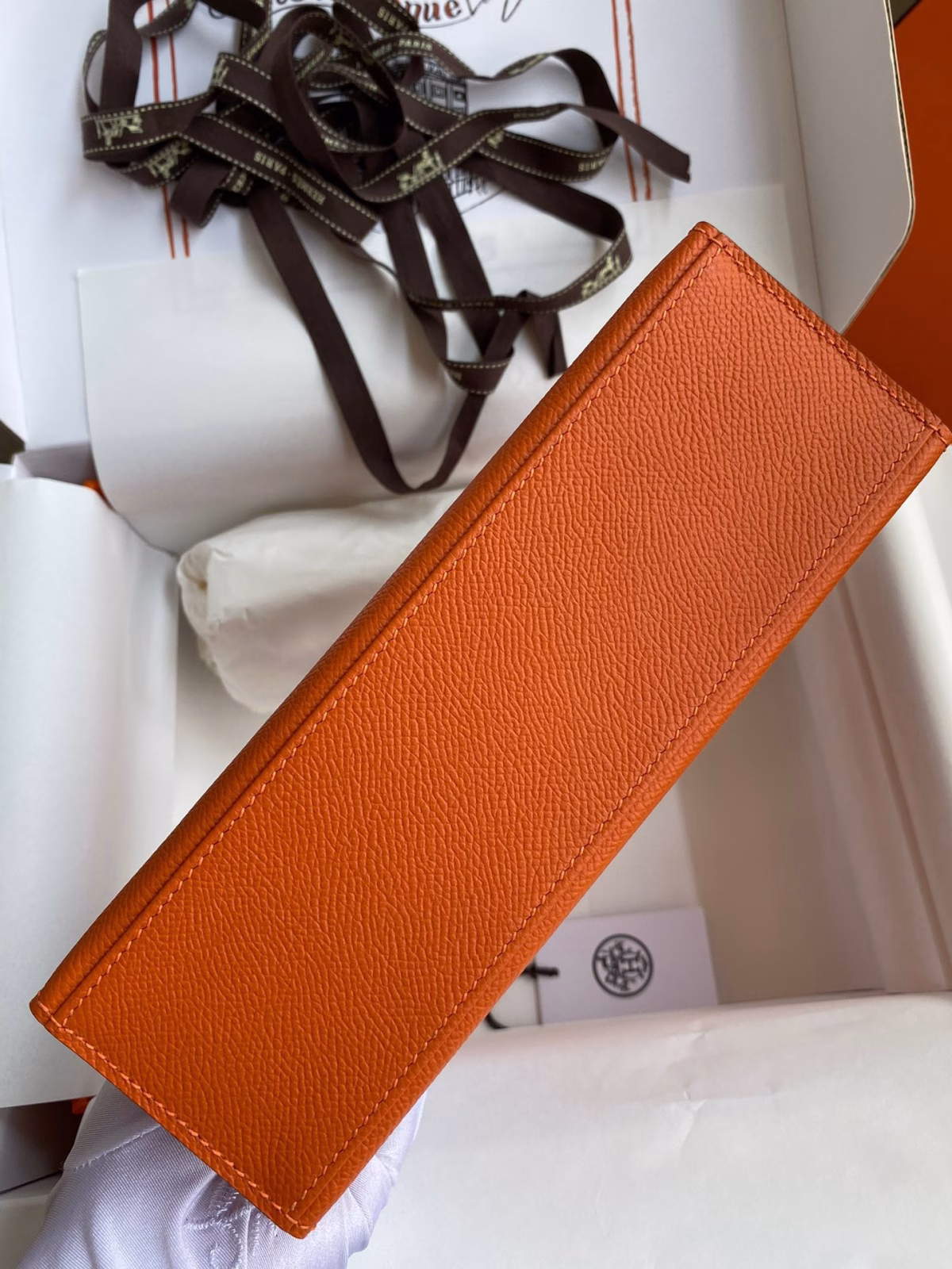 Hermes Kelly Pochette Handmade Bag In Orange Epsom Calfskin - Image 2