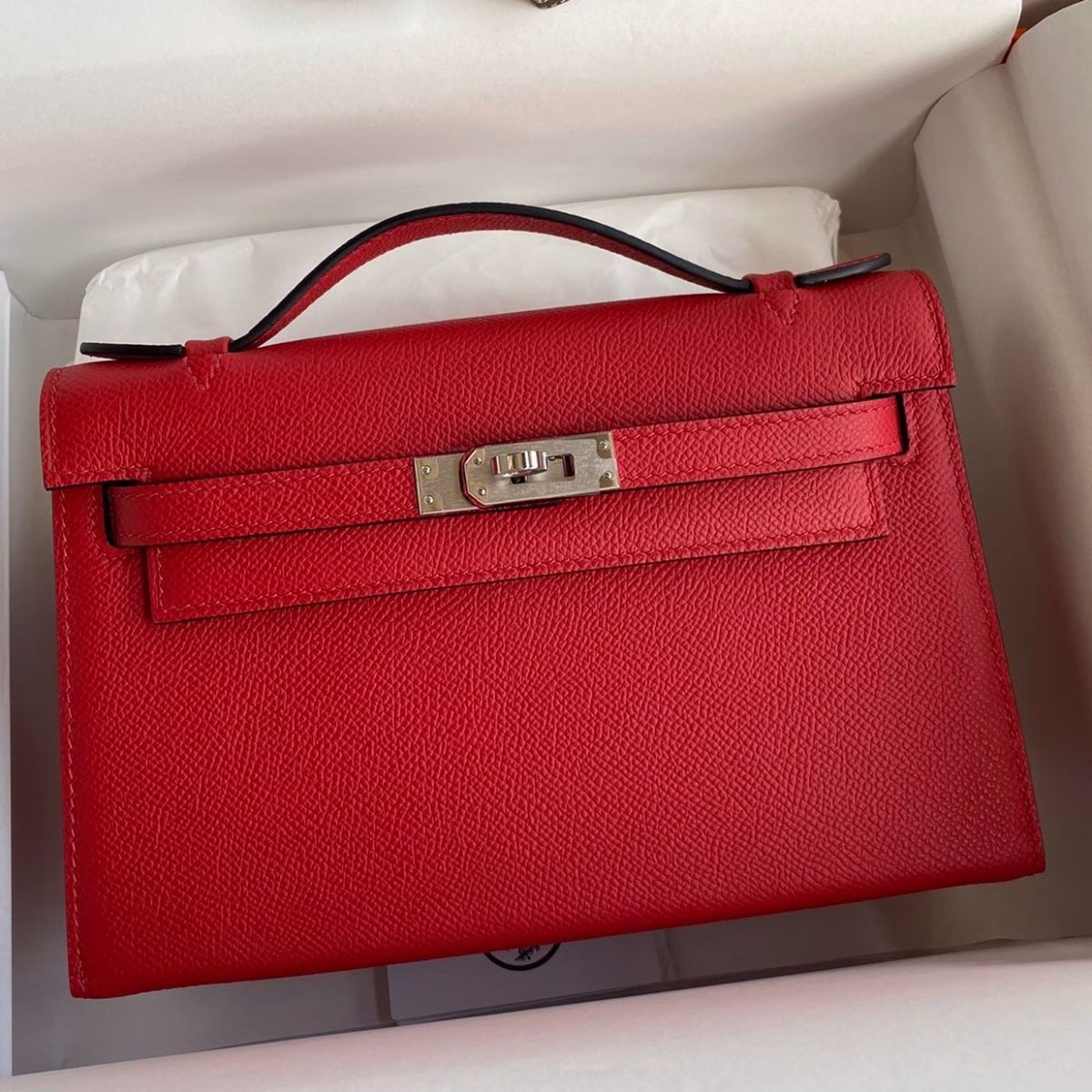 Hermes Kelly Pochette Handmade Bag In Red Epsom Calfskin - Image 1
