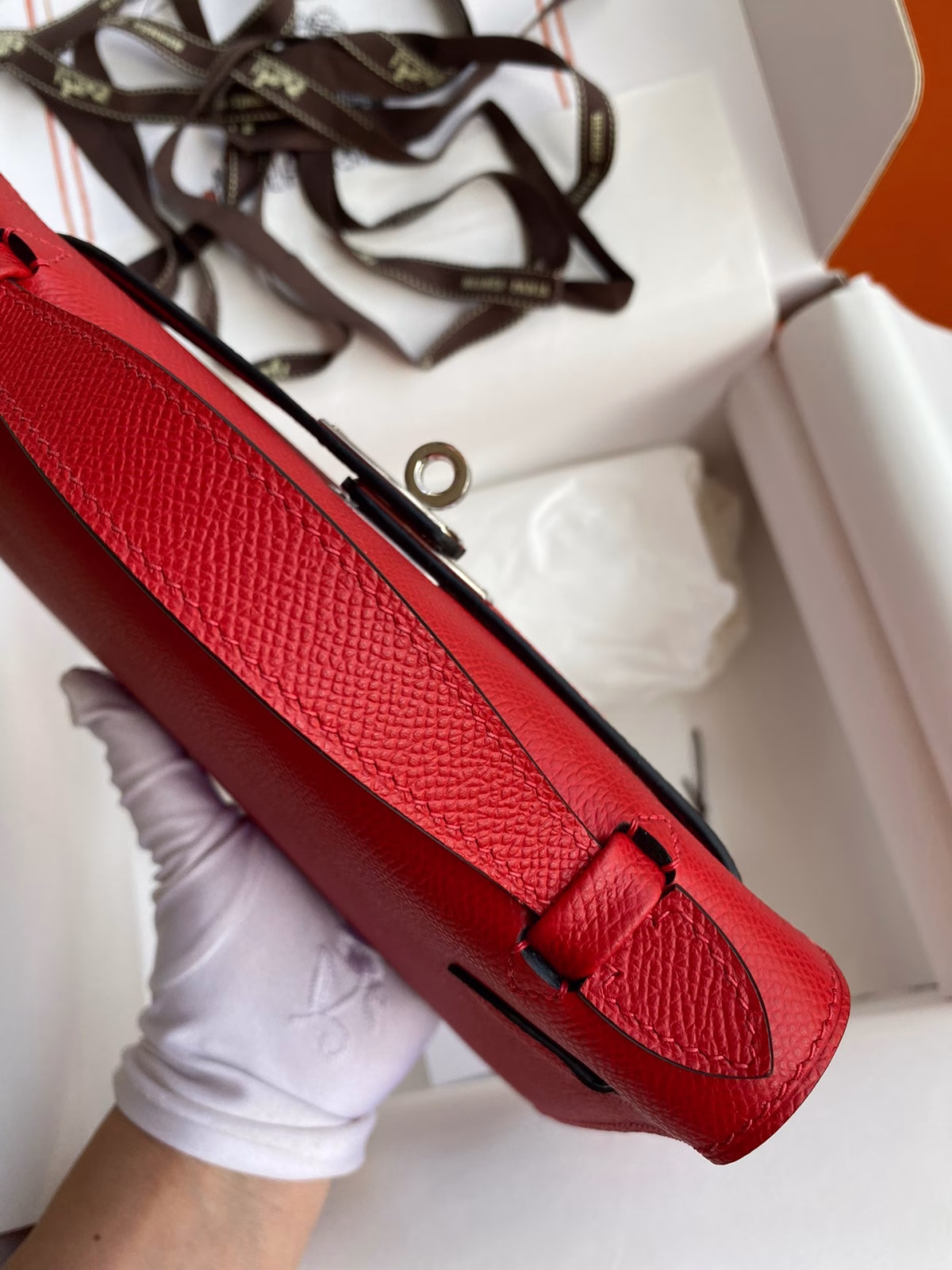Hermes Kelly Pochette Handmade Bag In Red Epsom Calfskin - Image 4
