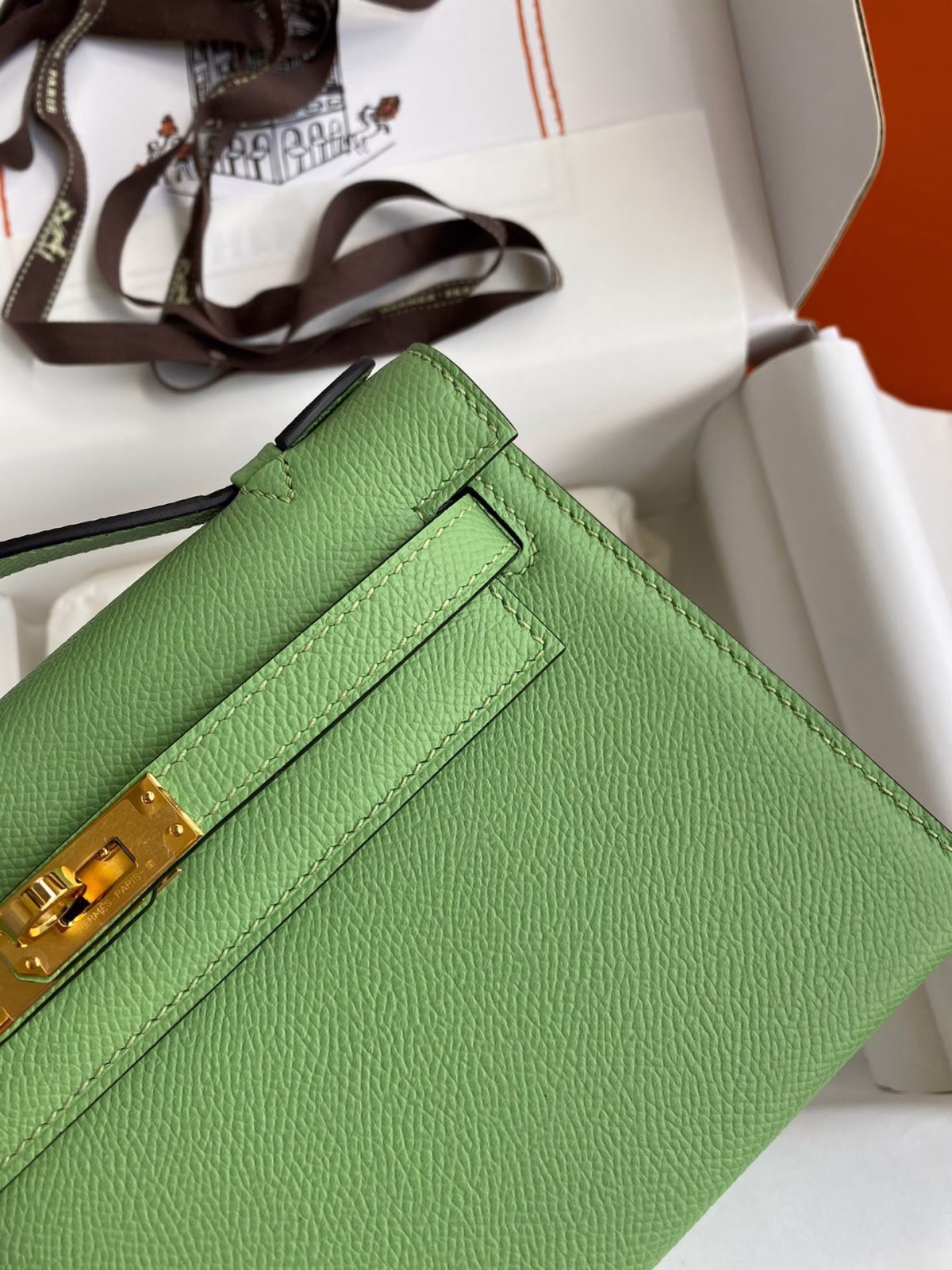 Hermes Kelly Pochette Handmade Bag In Vert Cypres Epsom Calfskin - Image 8