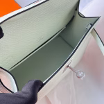 Hermes Kelly Pochette Handmade Bag In Vert Fizz Epsom Calfskin - Image 7