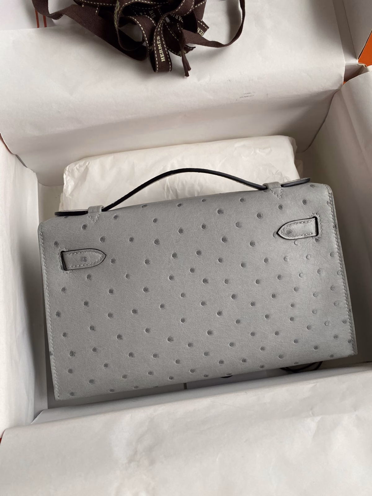Hermes Kelly Pochette Handmade Bag In Blue Glacier Ostrich Leather - Image 6