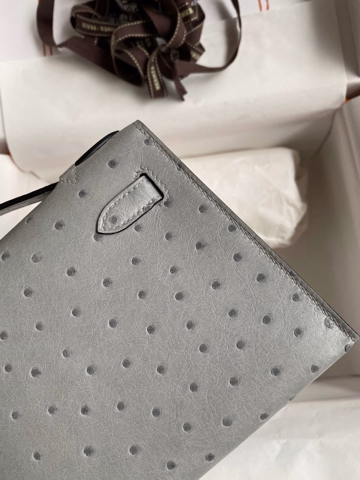Hermes Kelly Pochette Handmade Bag In Blue Glacier Ostrich Leather - Image 9