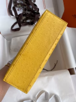 Hermes Kelly Pochette Handmade Bag In Jaune Ambre Ostrich Leather - Image 9