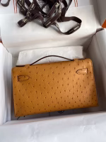 Hermes Kelly Pochette Handmade Bag In Sesame Ostrich Leather - Image 7