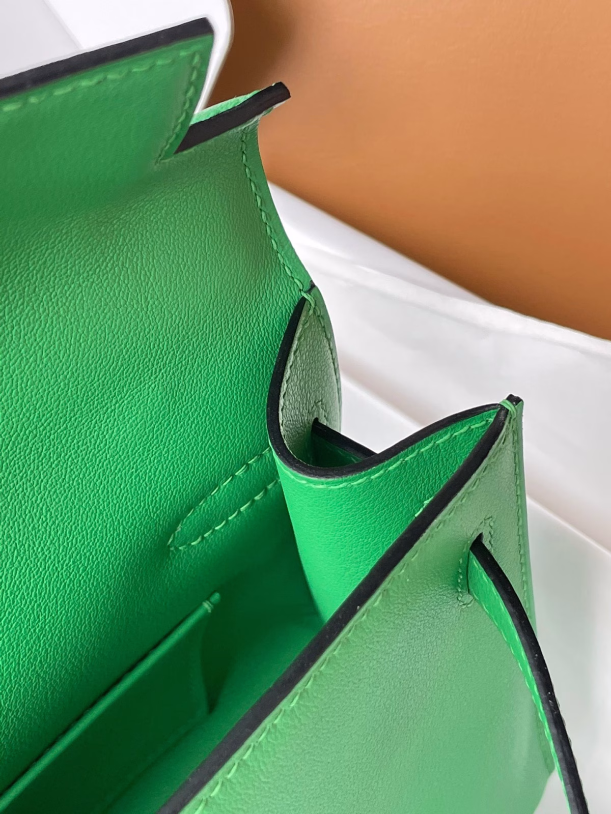 Hermes Kelly Pochette Handmade Bag In Bamboo Swift Calfskin - Image 2