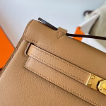 Hermes Kelly Pochette Handmade Bag In Chai Swift Calfskin - Image 5