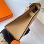 Hermes Kelly Pochette Handmade Bag In Chai Swift Calfskin - Image 2