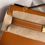 Hermes Kelly Pochette Handmade Bag In Gold Swift Calfskin - Image 5