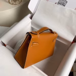 Hermes Kelly Pochette Handmade Bag In Gold Swift Calfskin - Image 7