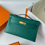 Hermes Kelly Pochette Handmade Bag In Malachite Swift Calfskin - Image 6