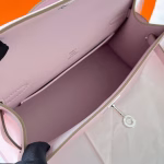 Hermes Kelly Pochette Handmade Bag In Mauve Pale Swift Calfskin - Image 4