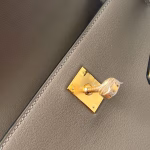 Hermes Kelly Pochette Handmade Bag In Taupe Swift Calfskin - Image 8