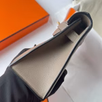 Hermes Kelly Pochette Handmade Bag In Taupe Swift Calfskin - Image 2