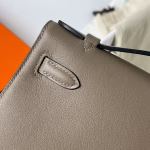 Hermes Kelly Pochette Handmade Bag In Taupe Swift Calfskin - Image 4