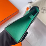 Hermes Kelly Pochette Handmade Bag In Vert Vertigo Swift Calfskin - Image 6