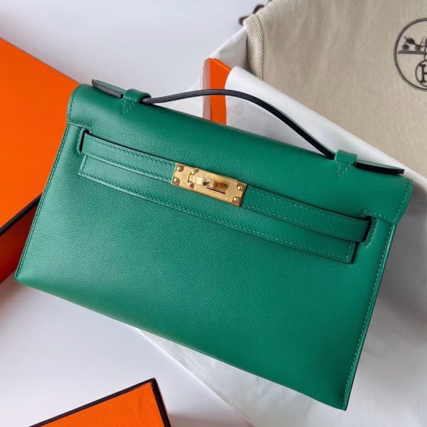 Hermes Kelly Pochette Handmade Bag In Vert Vertigo Swift Calfskin