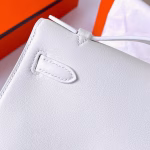 Hermes Kelly Pochette Handmade Bag In White Swift Calfskin - Image 8