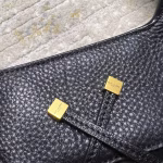 Saint Laurent Bea Tote Bag in Black Grained Leather - Image 2