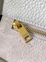 Saint Laurent LE 5 A 7 Bea Tote Bag in White Grained Leather - Image 4