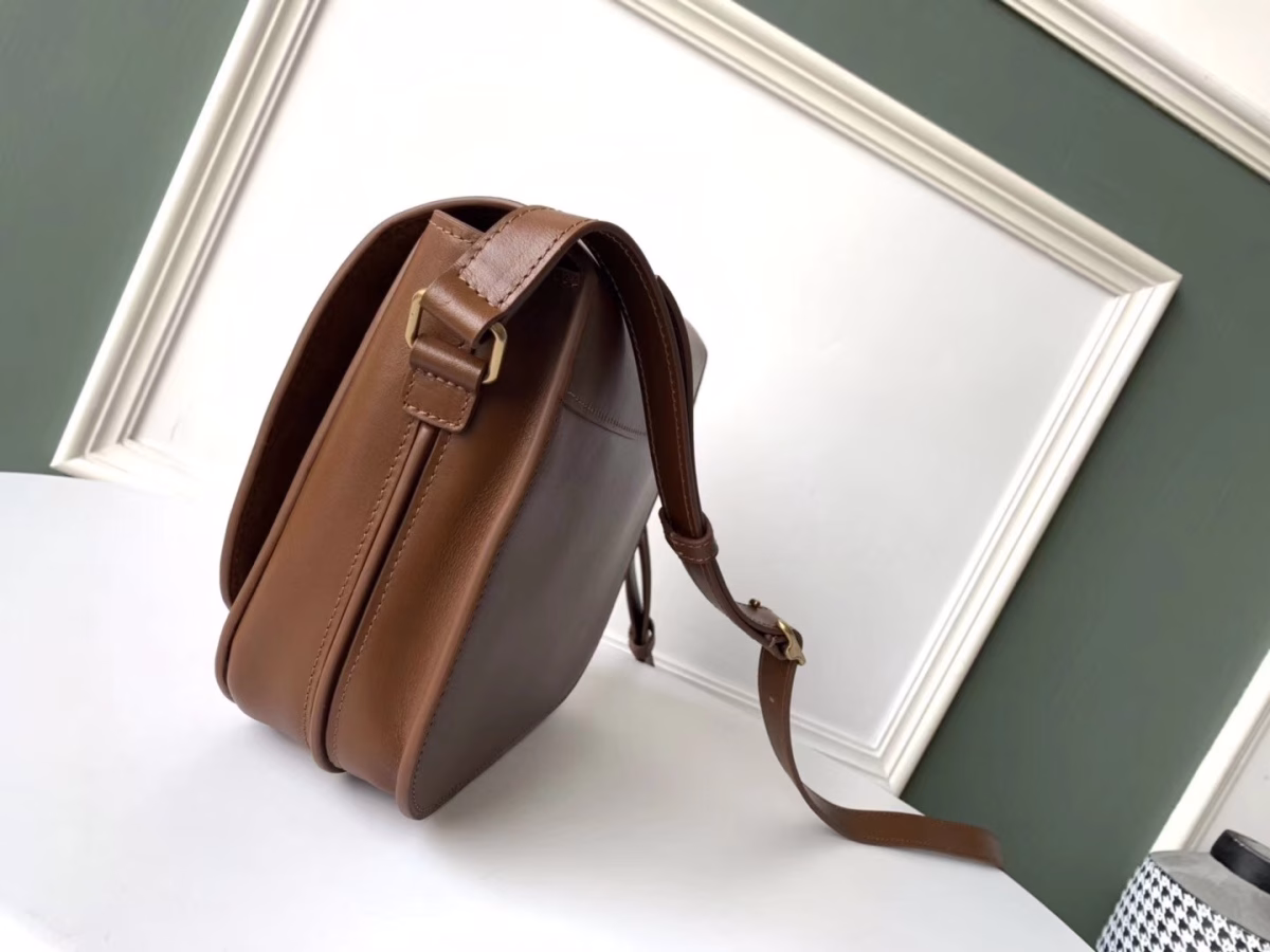 Saint Laurent Betty Satchel In Camel Smooth Leather - Image 3