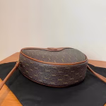 Saint Laurent Le Monogramme C?ur Bag In Canvas - Image 9