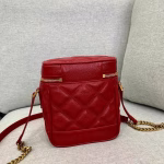 Saint Laurent 80's Vanity Bag In Red Quilted Grained Leather - Image 10