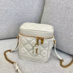 Saint Laurent 80's Vanity Bag In White Quilted Grained Leather - Image 5