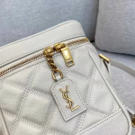 Saint Laurent 80's Vanity Bag In White Quilted Grained Leather - Image 4