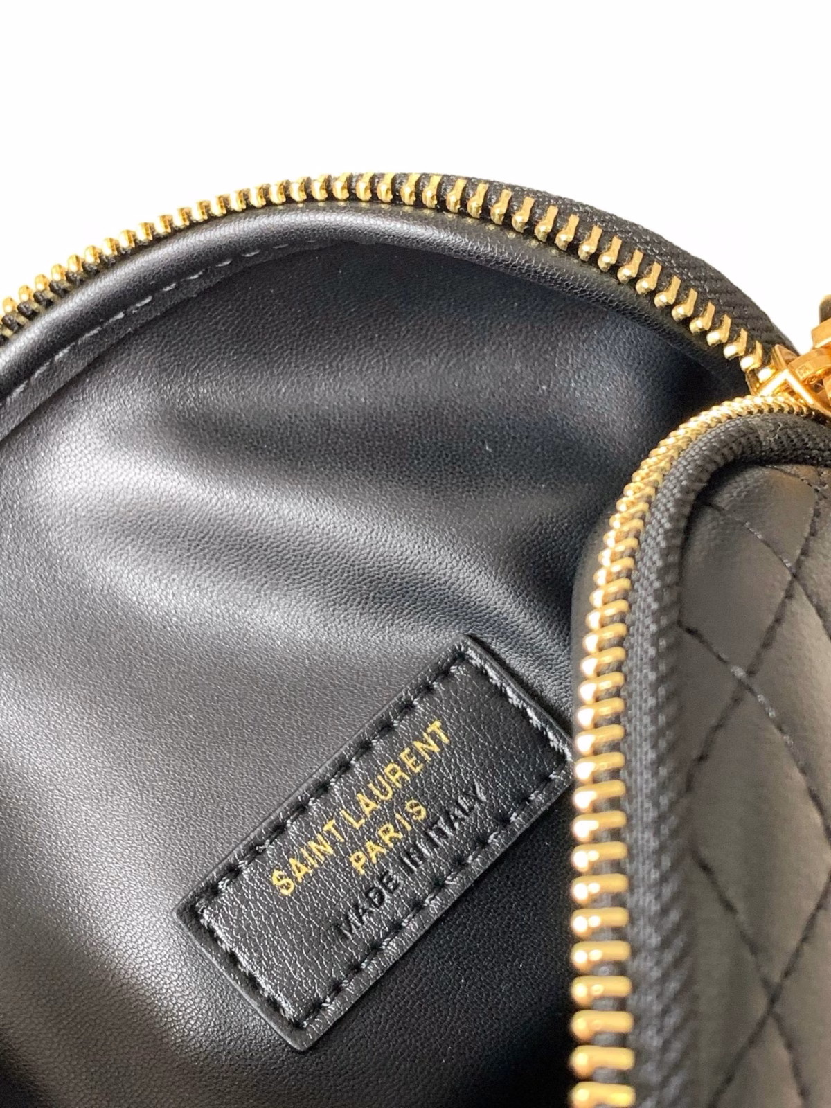 Saint Laurent Gaby Zipped Pouch in Black Quilted Lambskin - Image 4