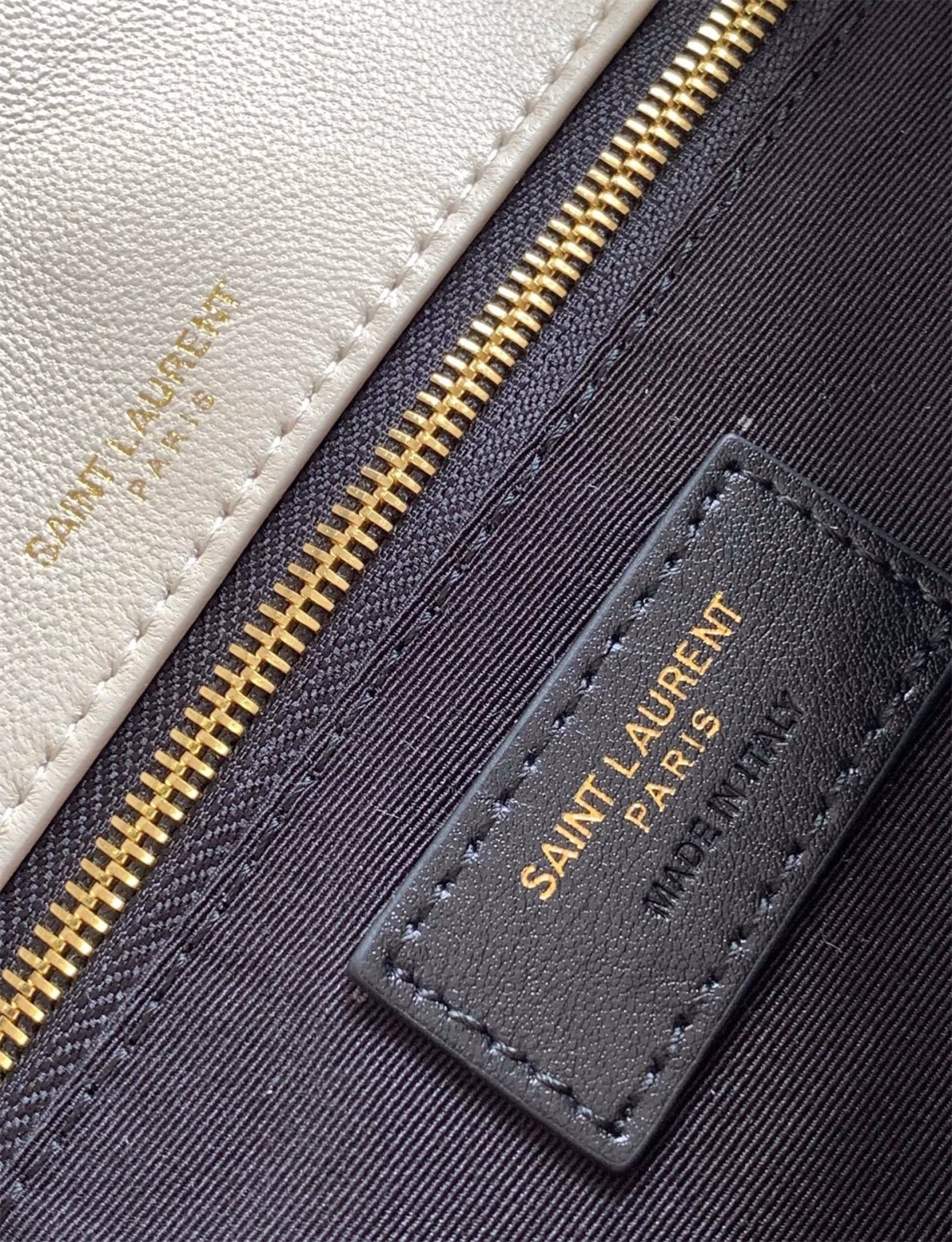 Saint Laurent Calypso Shoulder Bag In White Lambskin - Image 4