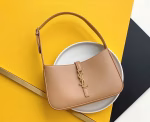 Saint Laurent Le 5 ? 7 Hobo Bag in Beige Smooth Leather - Image 6