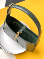 Saint Laurent Le 5 ? 7 Hobo Bag in Green Smooth Leather - Image 9