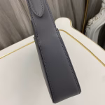 Saint Laurent Le 5 ? 7 Hobo Bag in Storm Smooth Leather - Image 2