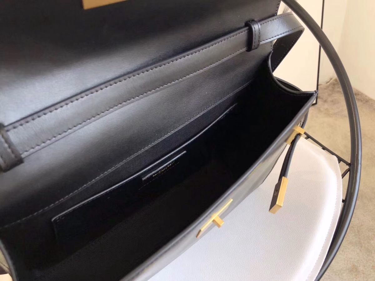 Saint Laurent Manhattan Baguette Bag In Black Calfskin - Image 4