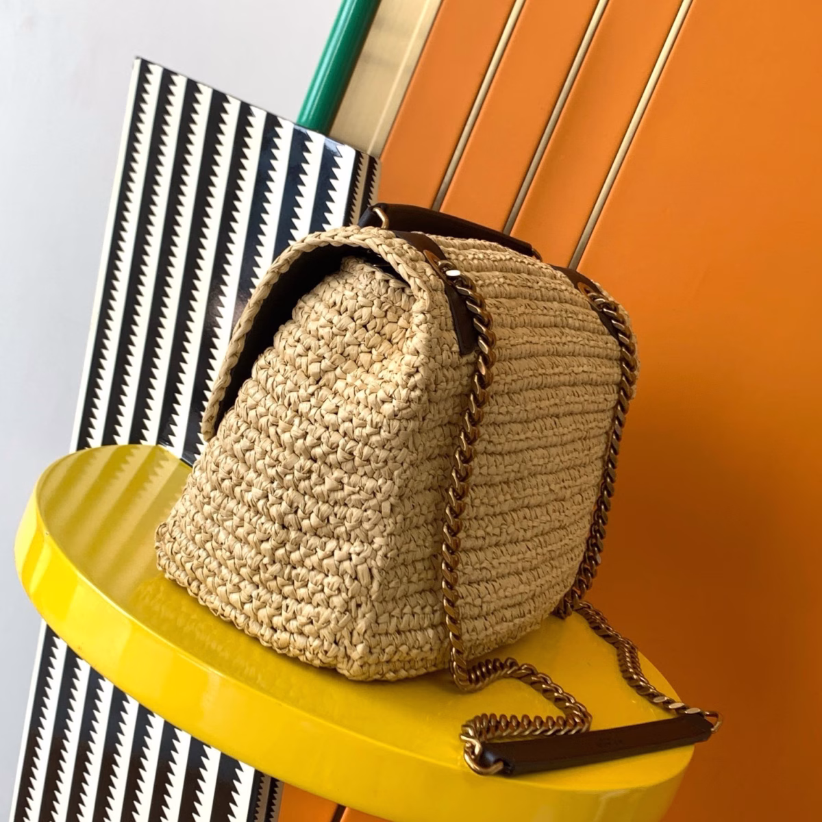 Saint Laurent Niki Medium Bag in Naturel Raffia - Image 2