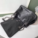 Saint Laurent Nolita Medium Bag In Black Quilted Leather - Image 2