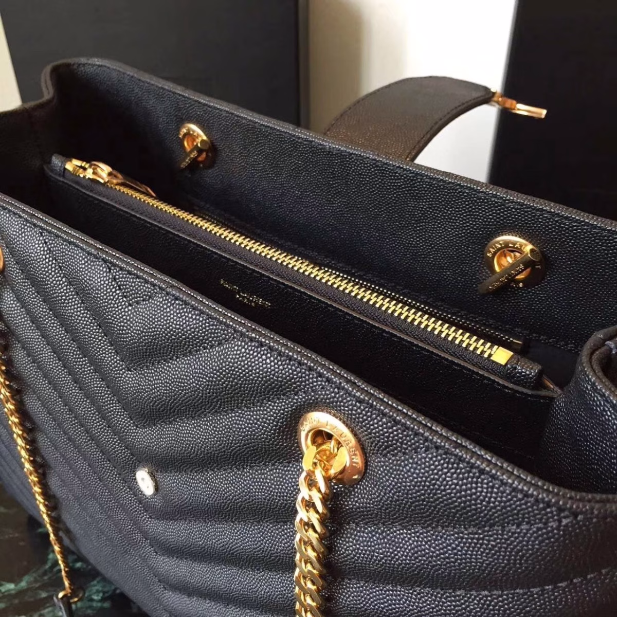 Saint Laurent Monogram Tote Bag In Black Grained Leather - Image 8