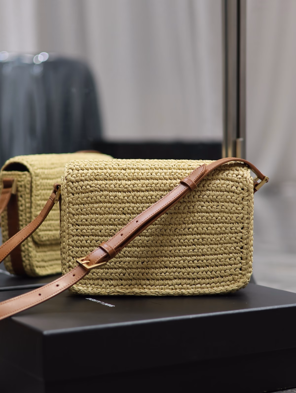 Saint Laurent Medium Solferino Bag in Naturel Raffia - Image 10