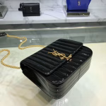 Saint Laurent Large Vicky Bag In Black Patent Leather - Image 4