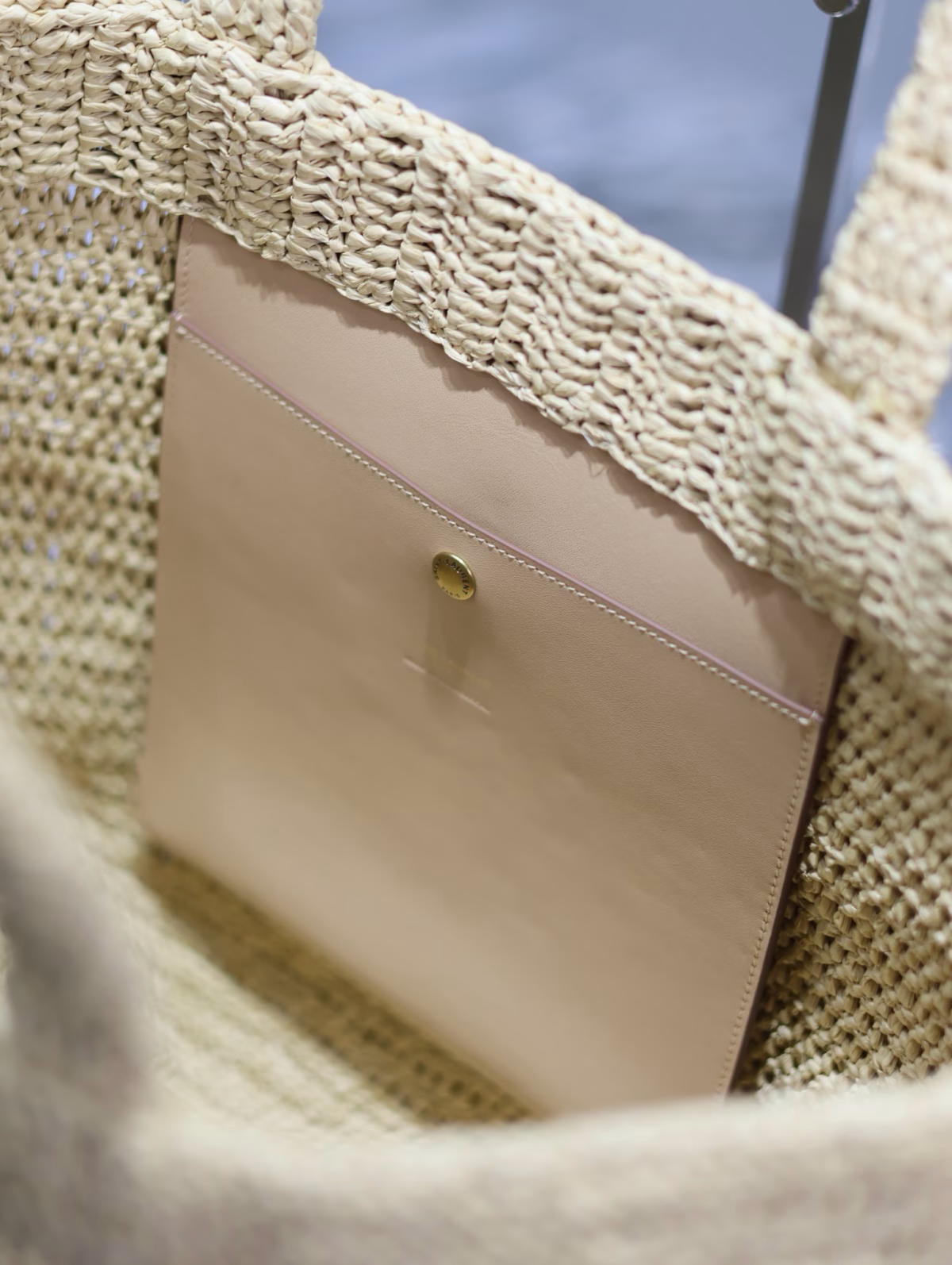 Saint Laurent Oversized Tote Bag in Naturel Raffia - Image 6
