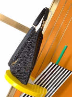 Saint Laurent Oxalis Shoulder Bag in Black Raffia - Image 3