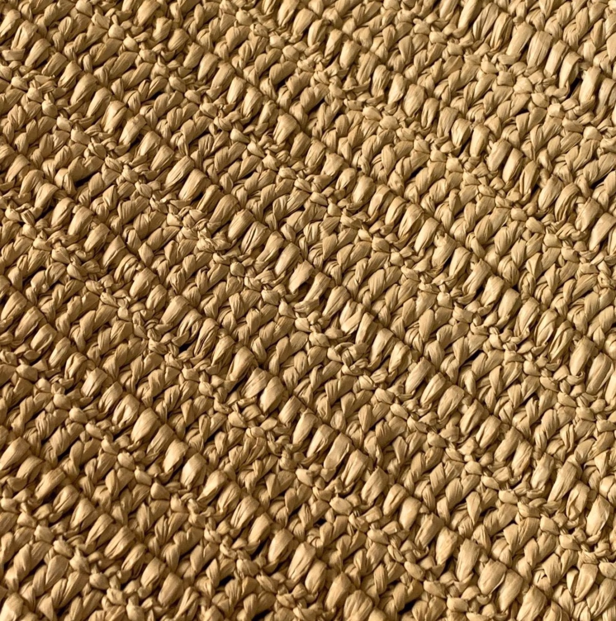 Saint Laurent Rive Gauche Tote Bag in Beige Raffia Crochet - Image 4