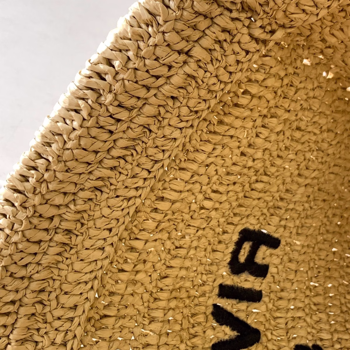 Saint Laurent Rive Gauche Tote Bag in Beige Raffia Crochet - Image 5