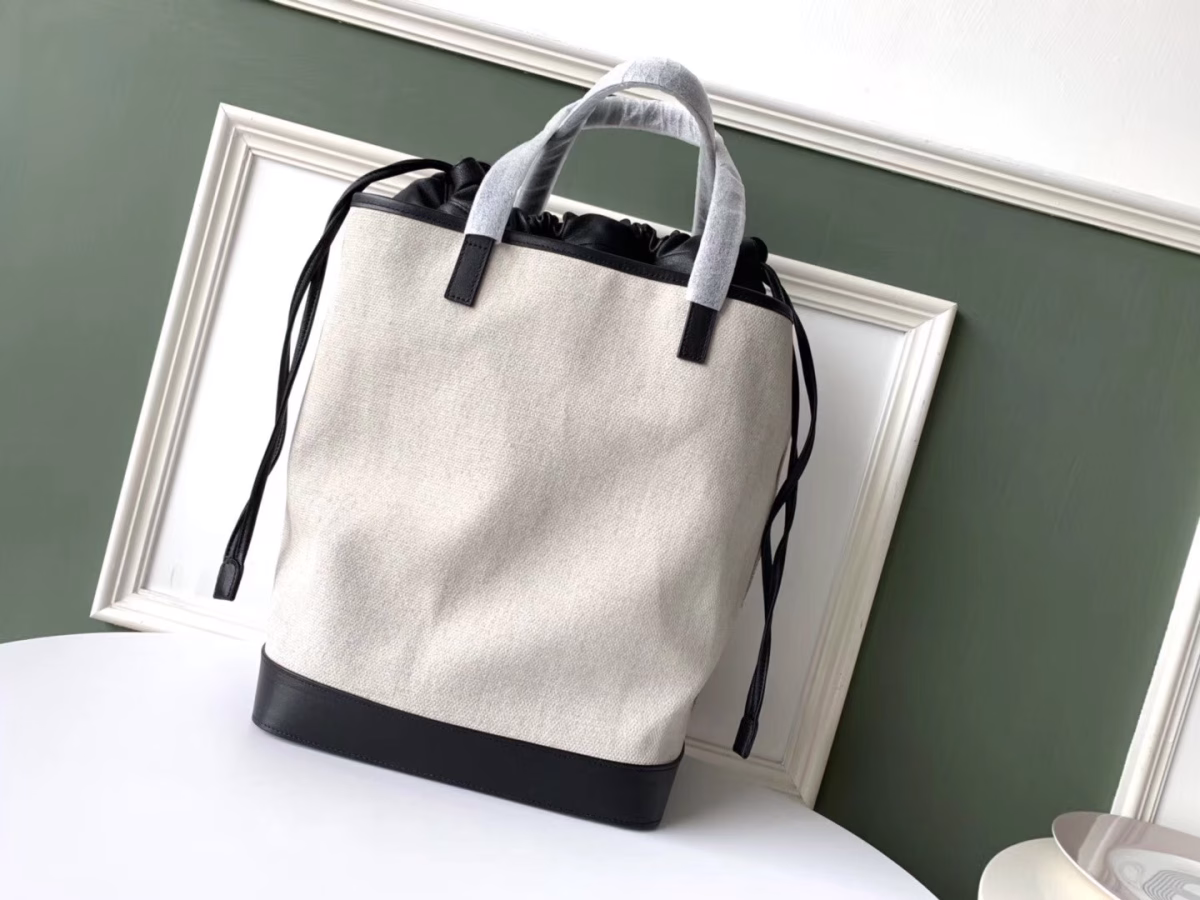 Saint Laurent Teddy Shopping Bag In White Canvas - Image 10